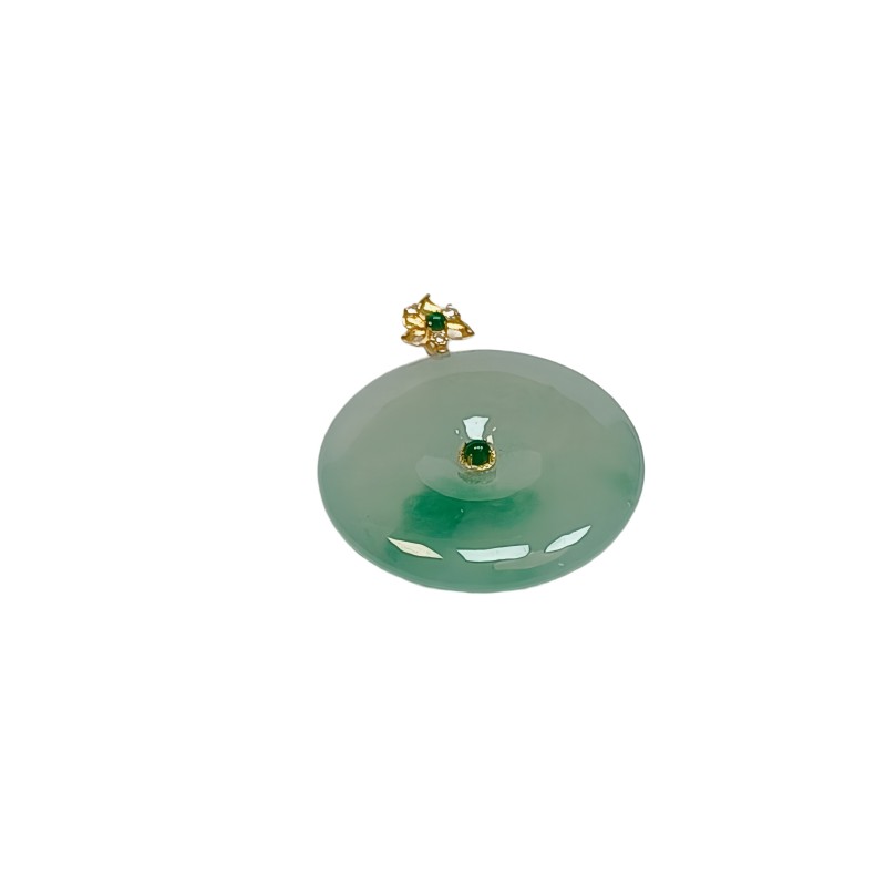 Natural Jade Peace Buckle Pendant – A Symbol of Harmony, Safety and Timeless Elegance 翡翠平安扣6780尺寸25.7 4.0